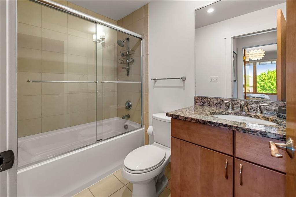 1850 Riverside Mews Pittsburgh, PA 15203 - Photo 20 of 35