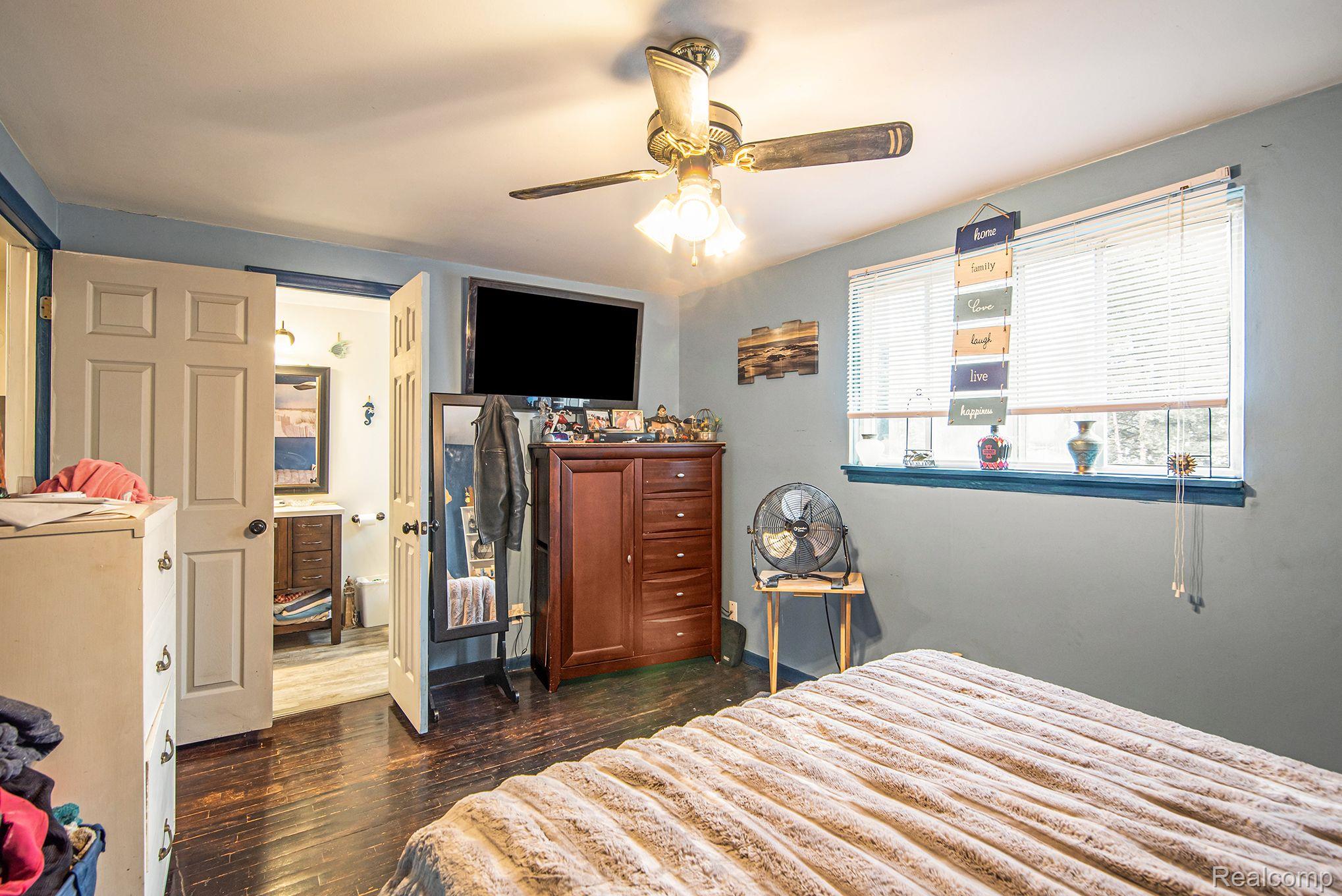 8529 North McKinley Road Flushing, MI 48433 - Photo 11 of 29 Gallery Image 11