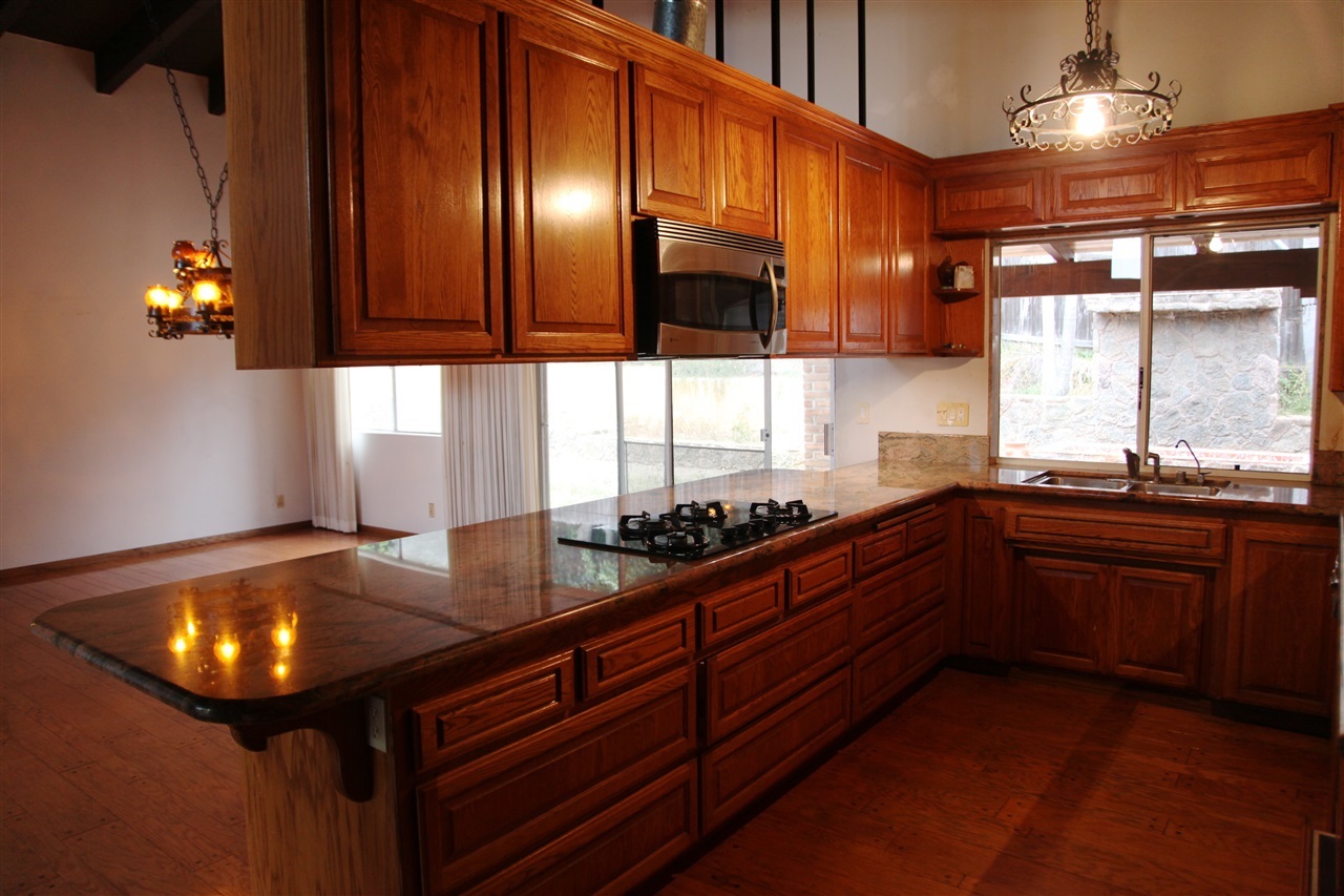 1876 Laurel Road Oceanside, CA 92054 - Photo 2 of 15