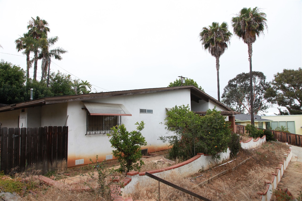 1876 Laurel Road Oceanside, CA 92054 - Photo 15 of 15