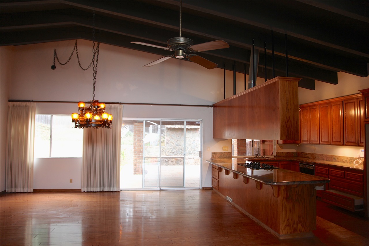 1876 Laurel Road Oceanside, CA 92054 - Photo 4 of 15