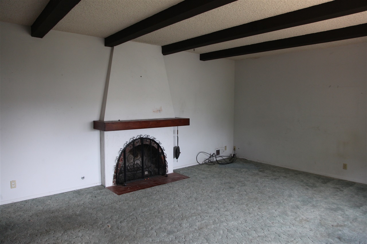 1876 Laurel Road Oceanside, CA 92054 - Photo 8 of 15