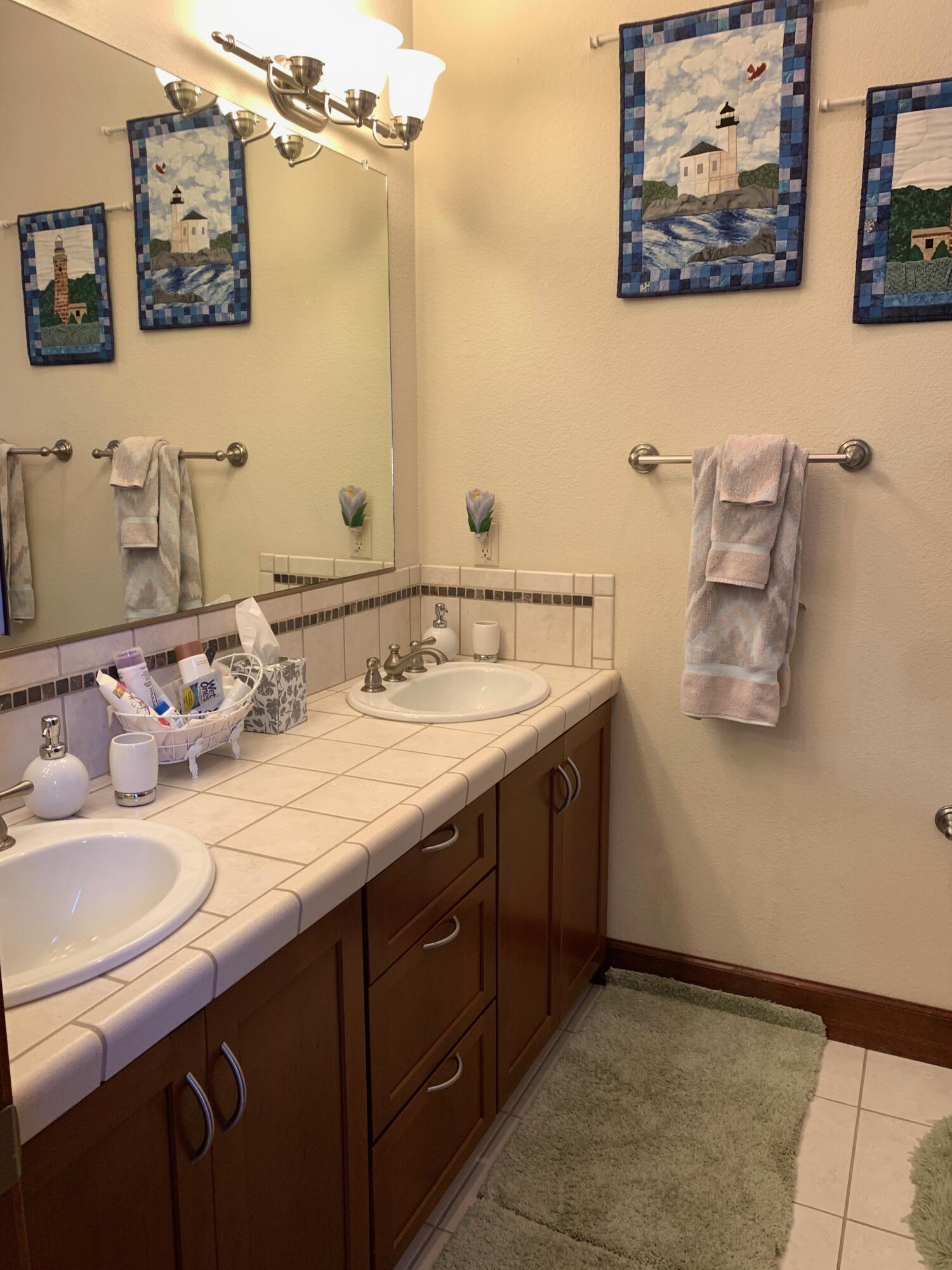 10537 Kestrel Road Klamath Falls, OR 97601 - Photo 25 of 46 IMG_5957