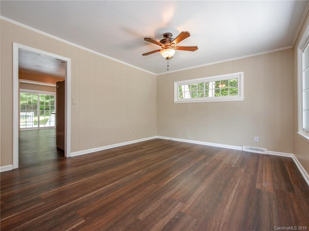 16074 Palawan Court Tega Cay, SC 29708 - Photo 3 of 20 Gallery Image 3