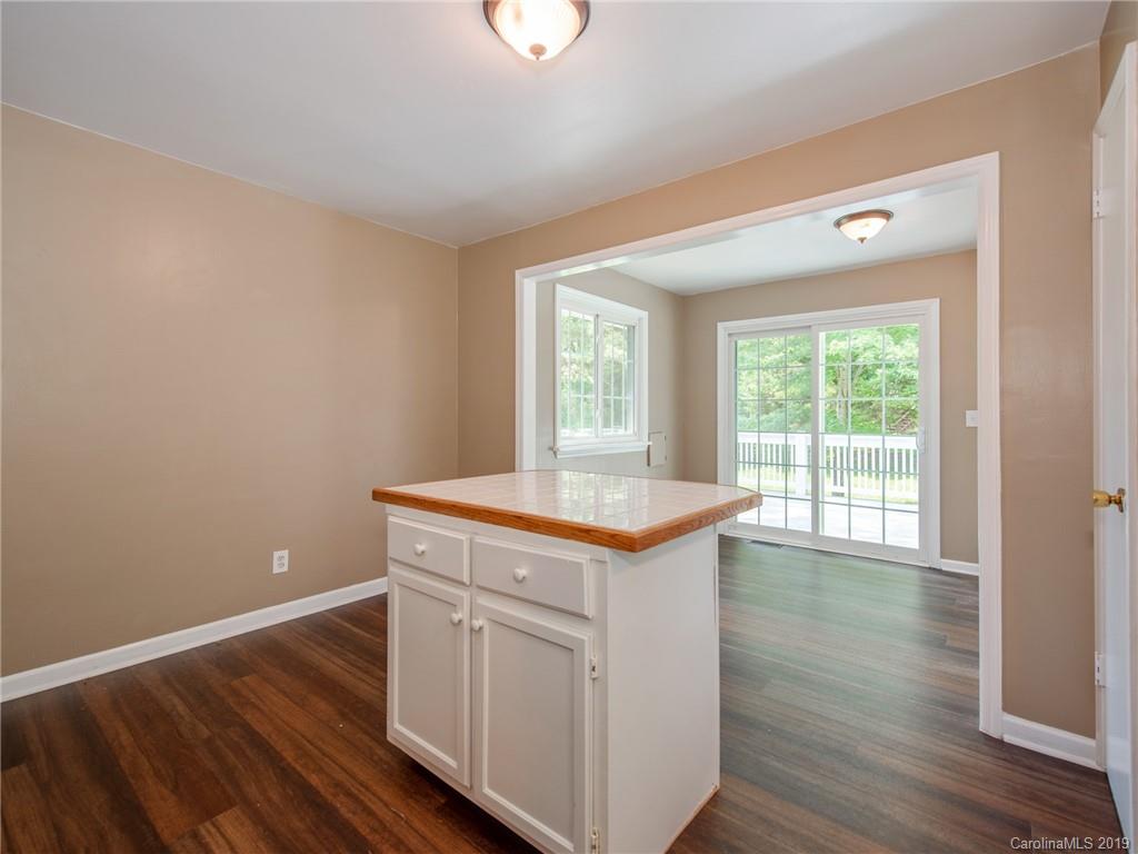 16074 Palawan Court Tega Cay, SC 29708 - Photo 8 of 20 Gallery Image 8