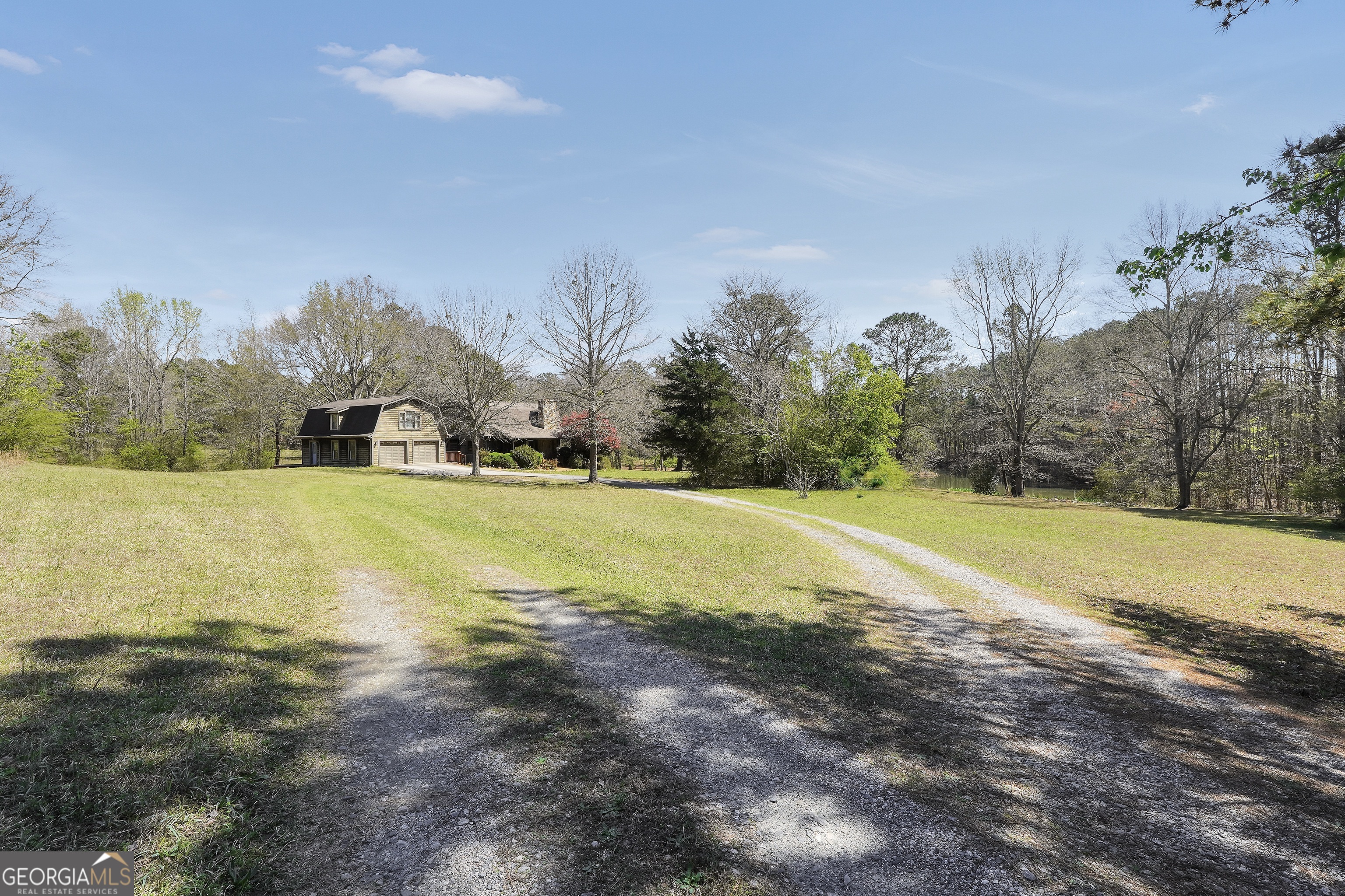 330 Country Kitchen Road Barnesville, GA 30204 - Photo 6 of 64