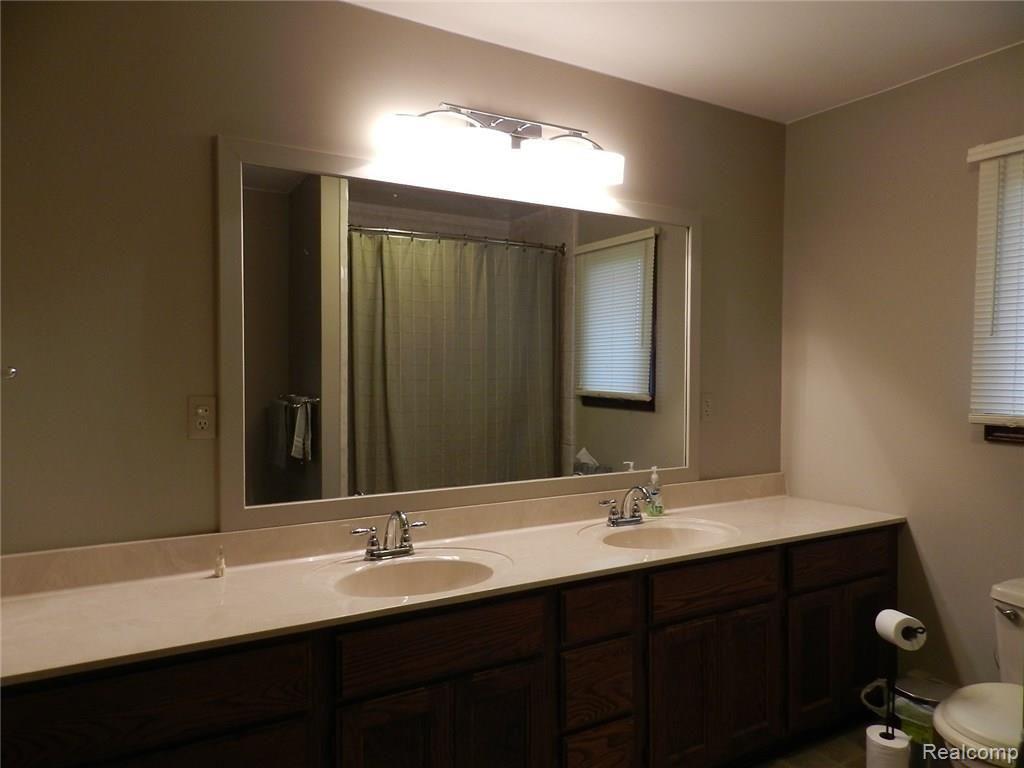 6350 Vincent Road Jeddo, MI 48032 - Photo 15 of 19