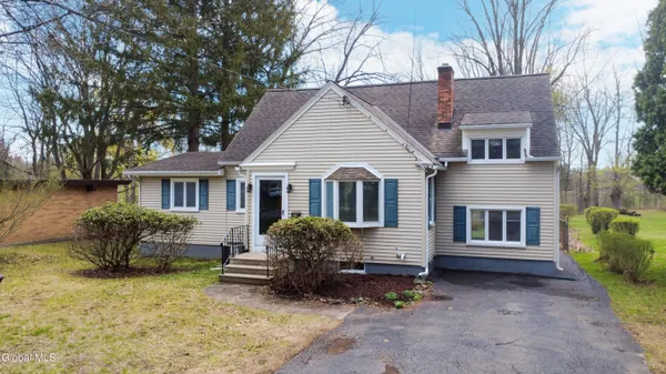 $339,000 | 968 New Scotland Road, Albany, NY 12208