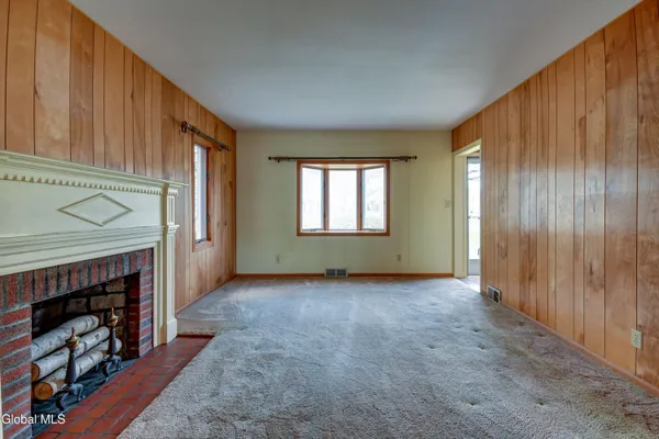 $339,000 | 968 New Scotland Road, Albany, NY 12208