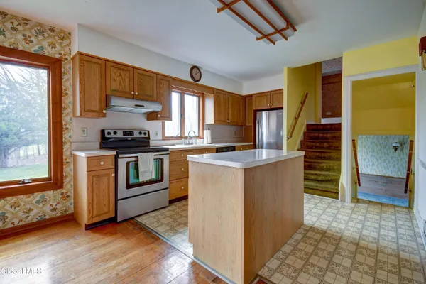 $339,000 | 968 New Scotland Road, Albany, NY 12208