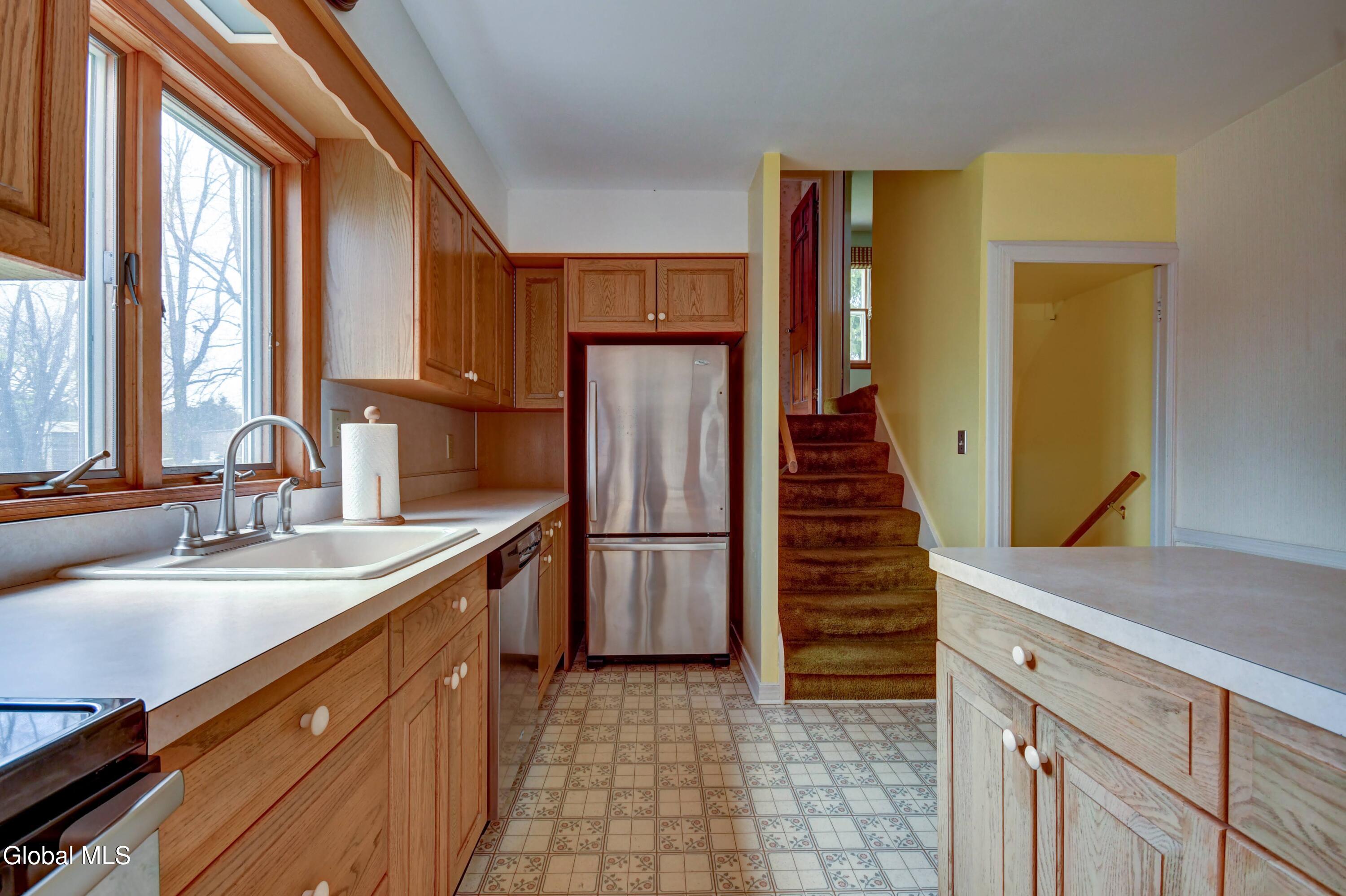 968 New Scotland Road Albany, NY 12208 - Photo 25 of 89 968-37