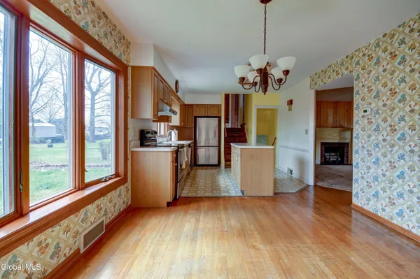 $339,000 | 968 New Scotland Road, Albany, NY 12208