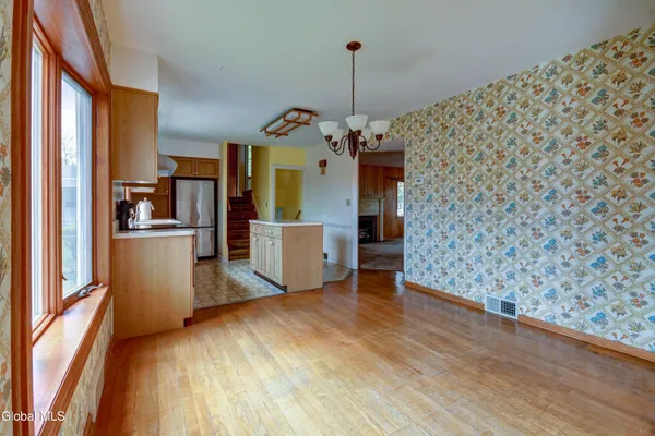 $339,000 | 968 New Scotland Road, Albany, NY 12208