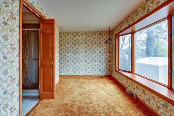 $339,000 | 968 New Scotland Road, Albany, NY 12208