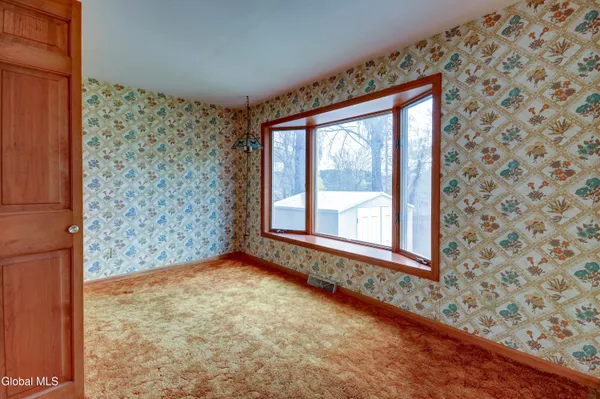 $339,000 | 968 New Scotland Road, Albany, NY 12208