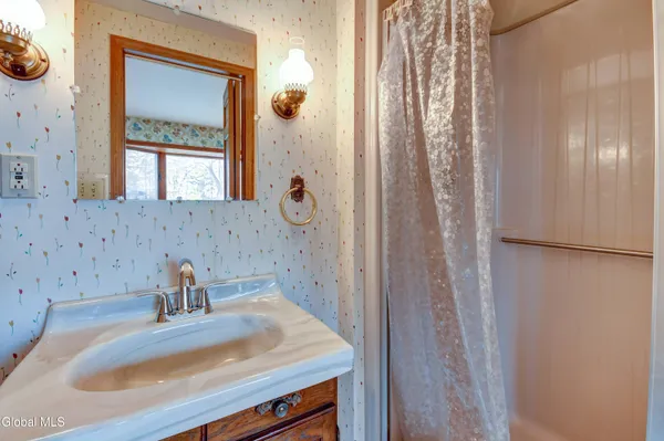 $339,000 | 968 New Scotland Road, Albany, NY 12208
