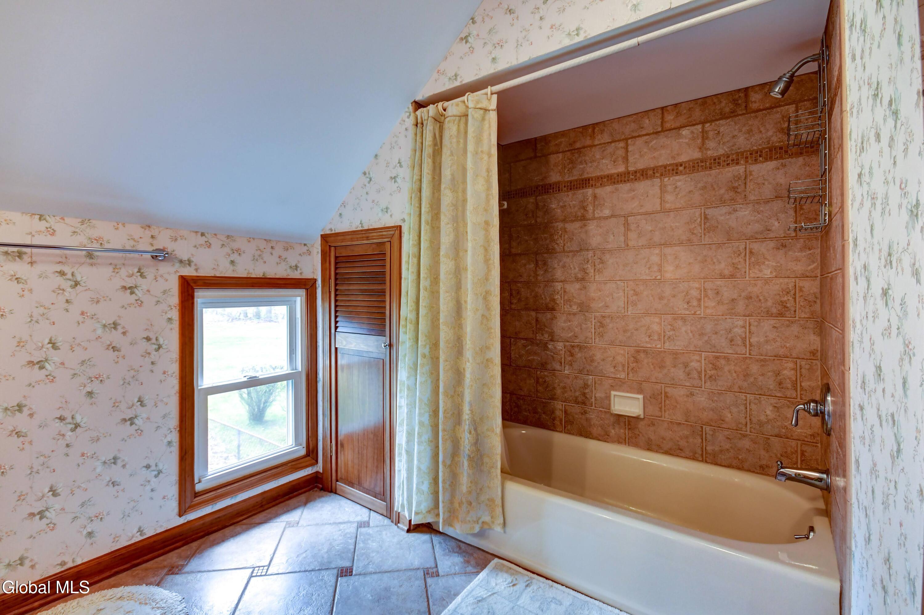 968 New Scotland Road Albany, NY 12208 - Photo 48 of 89 968-48