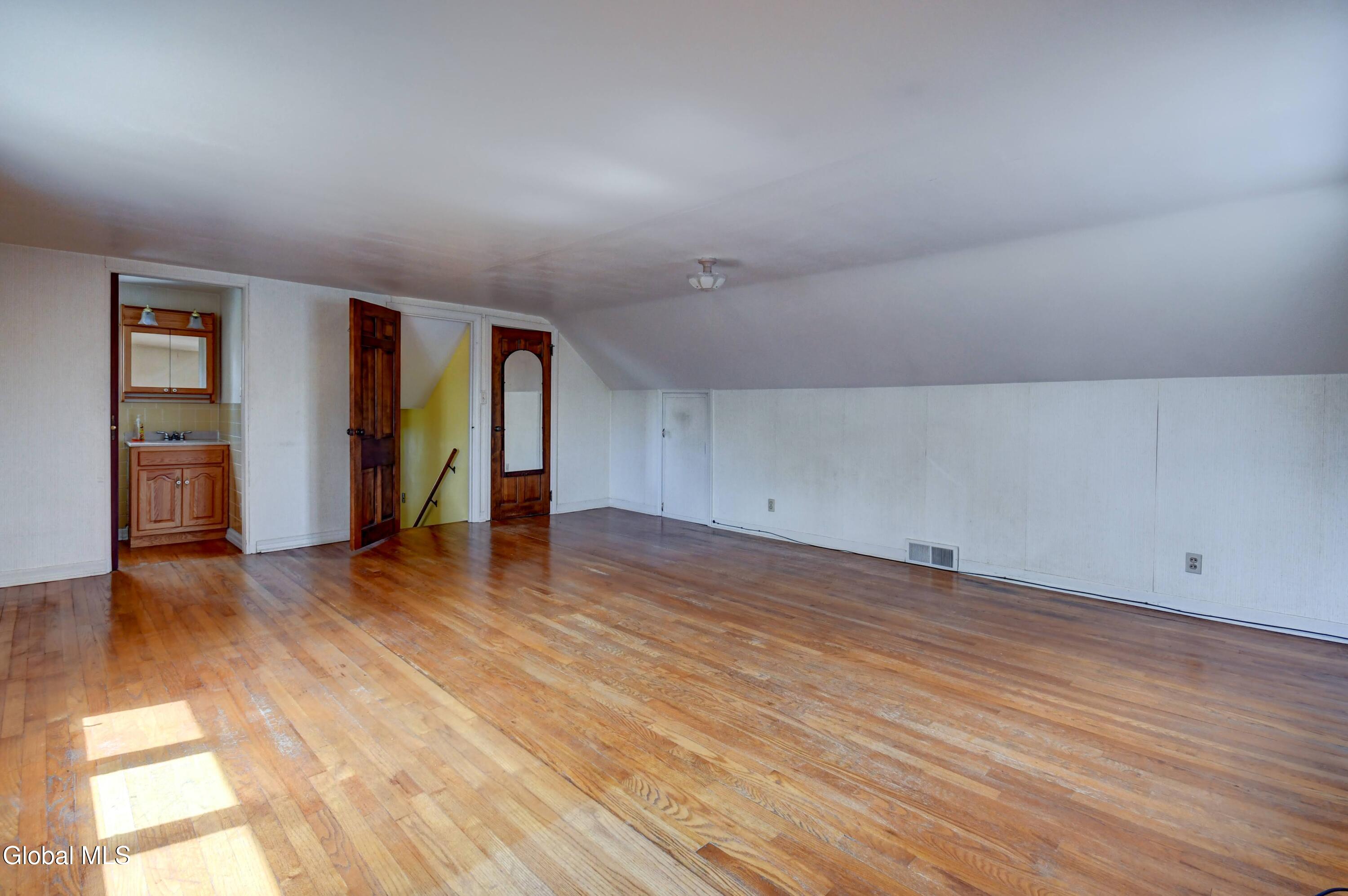 968 New Scotland Road Albany, NY 12208 - Photo 58 of 89 968-58