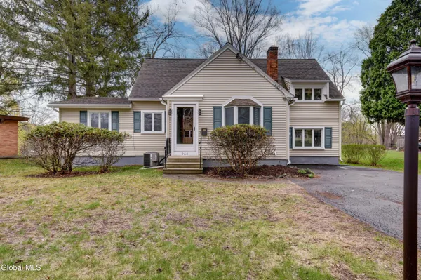 $339,000 | 968 New Scotland Road, Albany, NY 12208