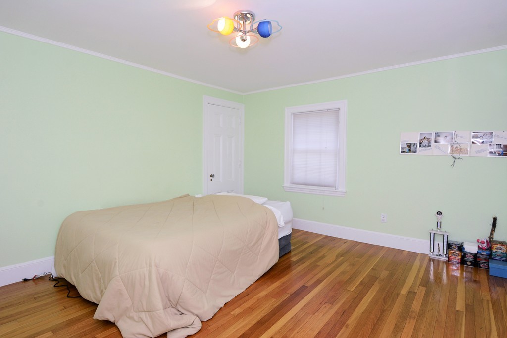 29 Gammons Road Newton, MA 02468 - Photo 13 of 27