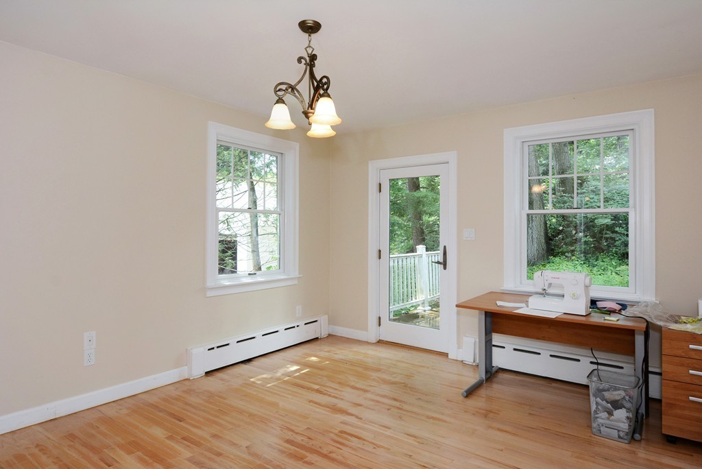 29 Gammons Road Newton, MA 02468 - Photo 7 of 27