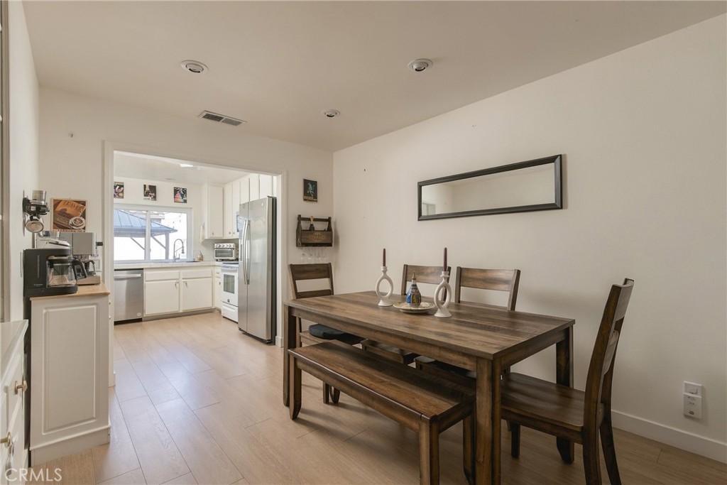 19565 Rinaldi Street, Unit 18 Porter Ranch, CA 91326 - Photo 10 of 31 Gallery Image 10