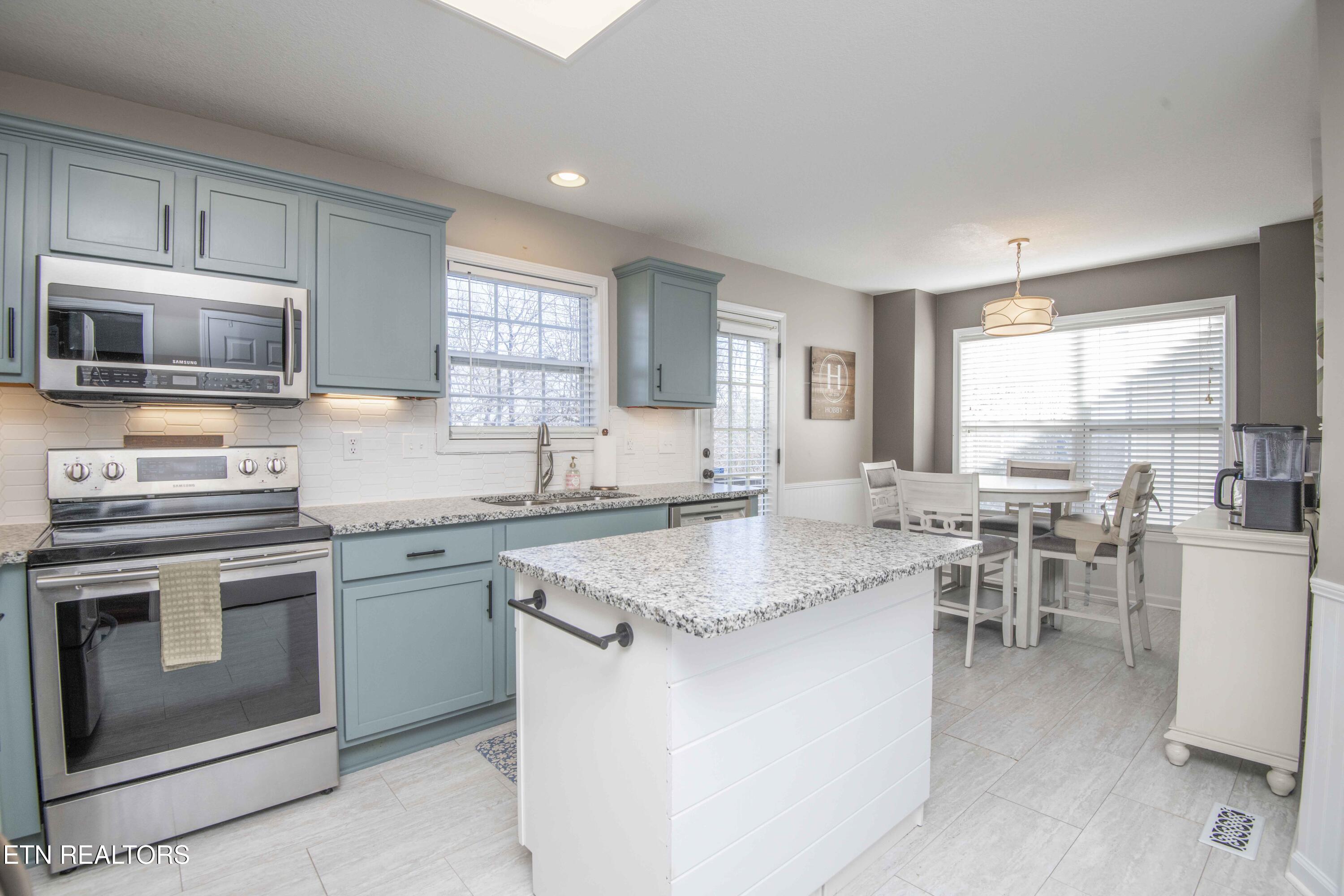 2112 Cedargreens Road Knoxville, TN 37924 - Photo 2 of 21 kitchen 8_1