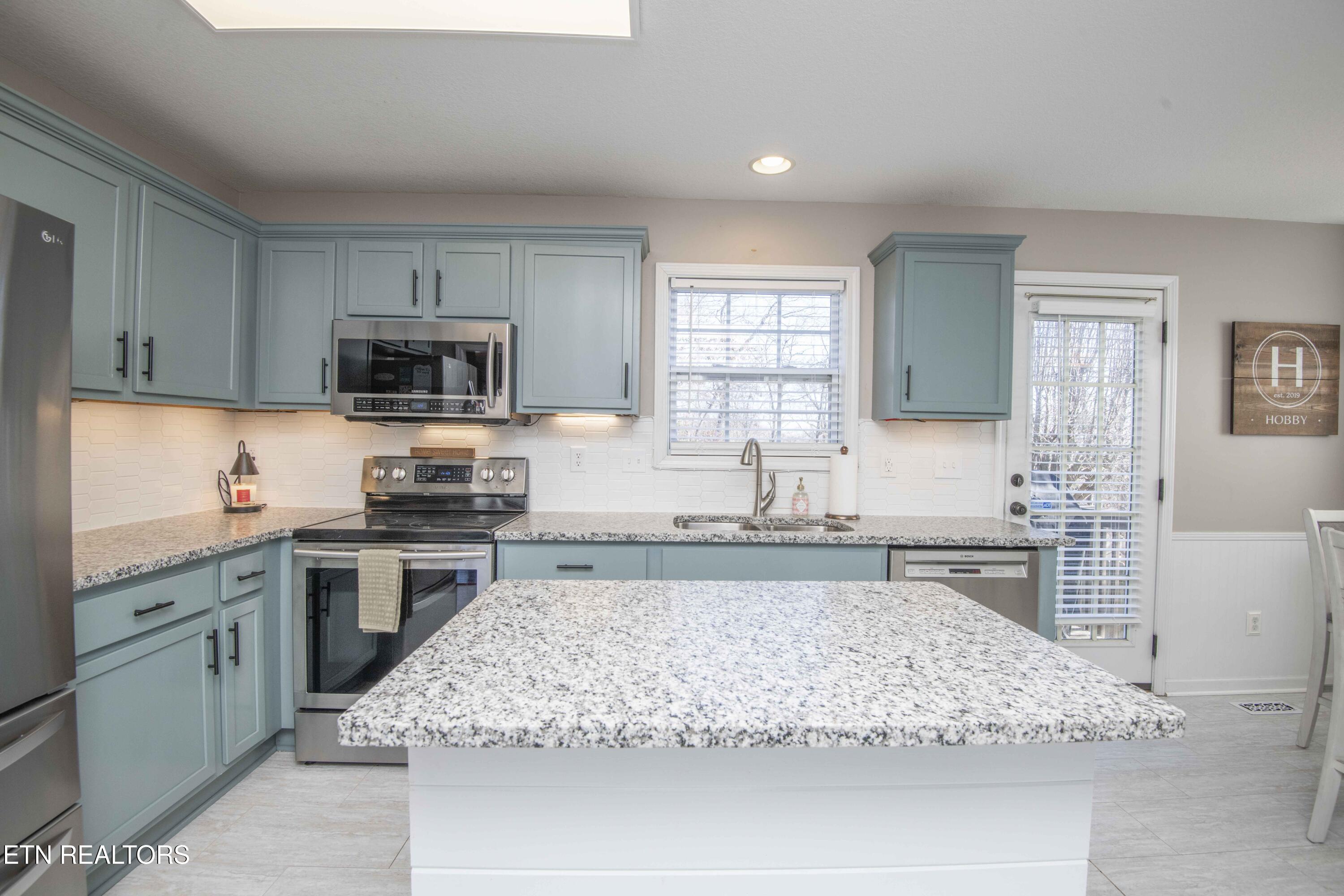 2112 Cedargreens Road Knoxville, TN 37924 - Photo 3 of 21 kitchen 7_1