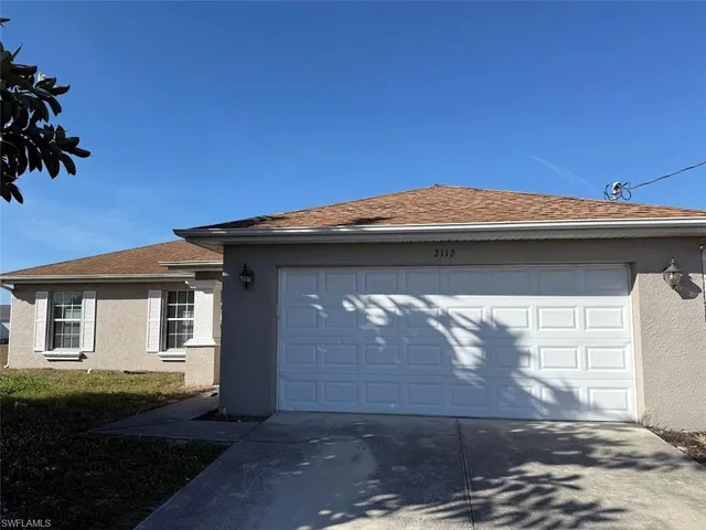 $1,800 | 2112 Chiquita Boulevard North, Cape Coral, FL 33993