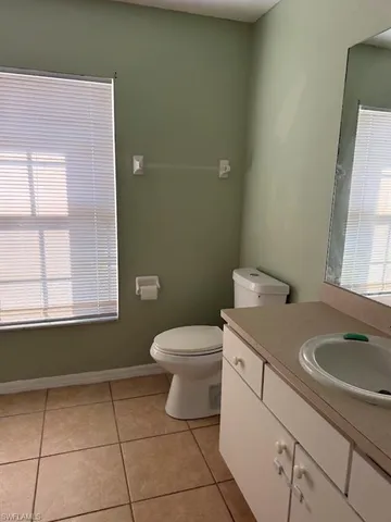 $1,800 | 2112 Chiquita Boulevard North, Cape Coral, FL 33993