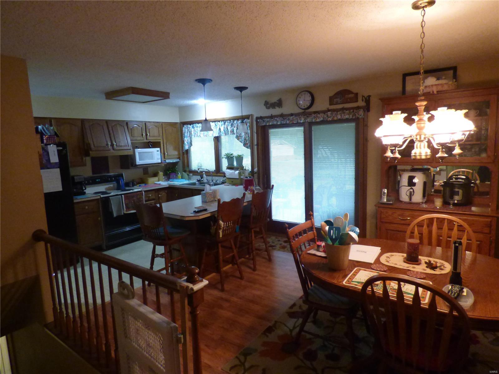 5815 Kerth Road St. Louis, MO 63128 - Photo 8 of 15 Gallery Image 8