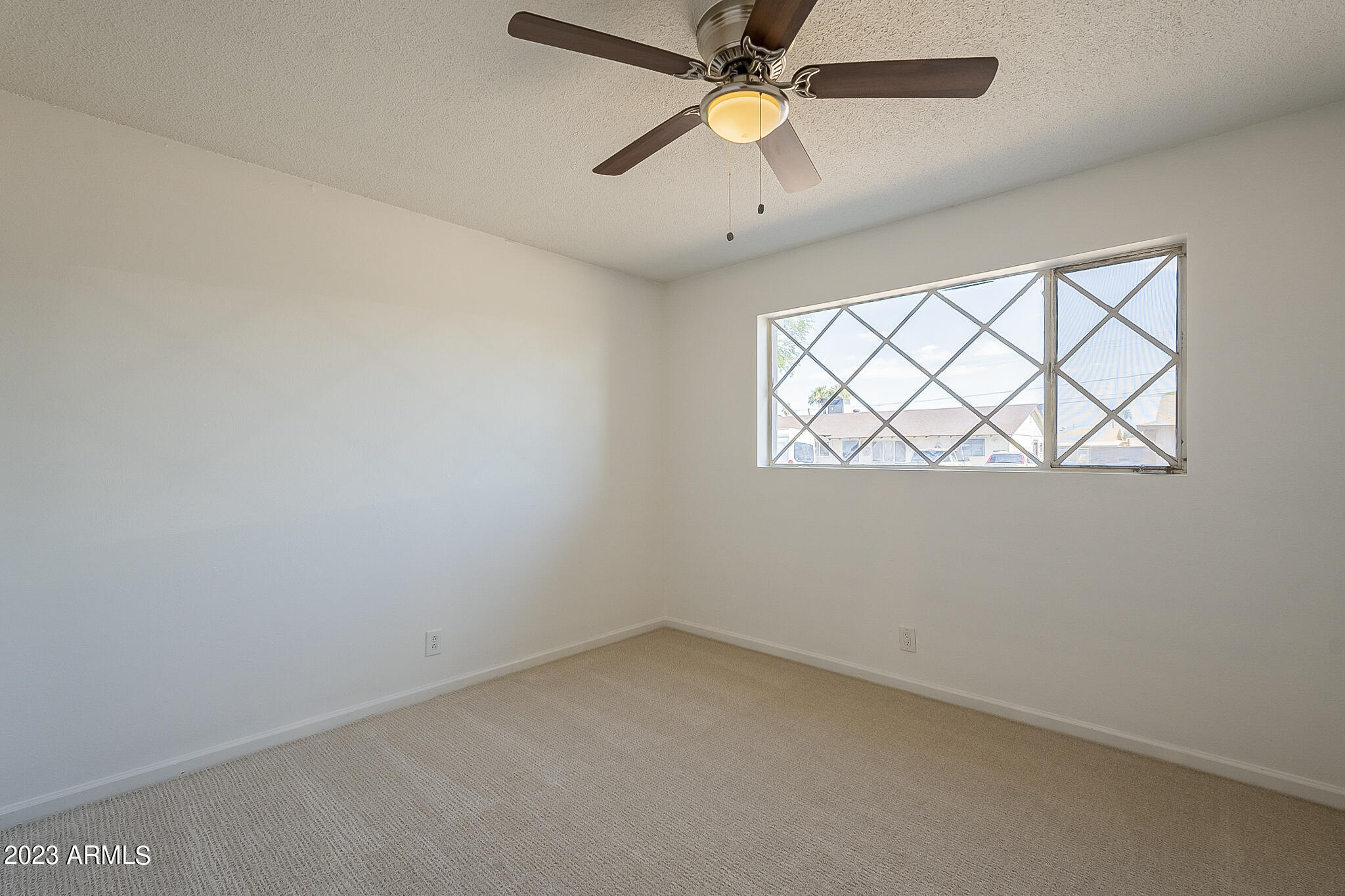 3344 West Charter Oak Road Phoenix, AZ 85029 - Photo 16 of 28 Charter-20