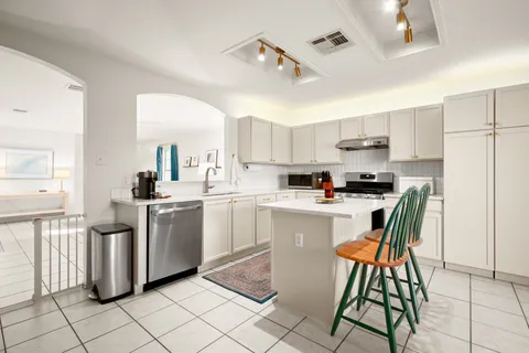 $330,000 | 202 Grant Court, Leander, TX 78641