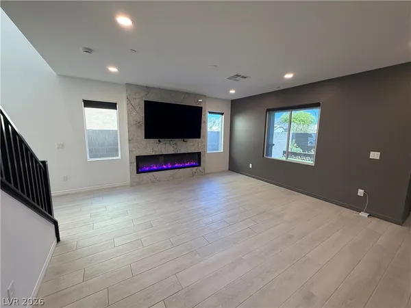 $3,000 | 9684 Abel Clf Street, Las Vegas, NV 89143