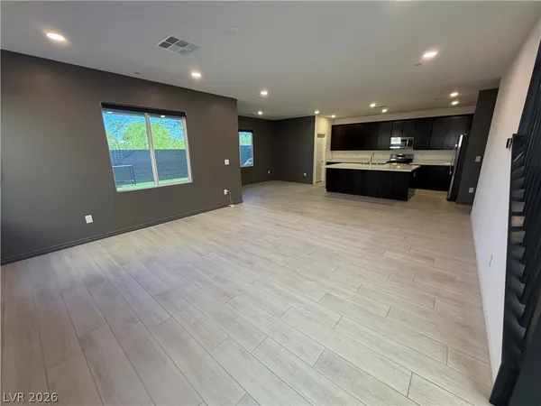 $3,000 | 9684 Abel Clf Street, Las Vegas, NV 89143