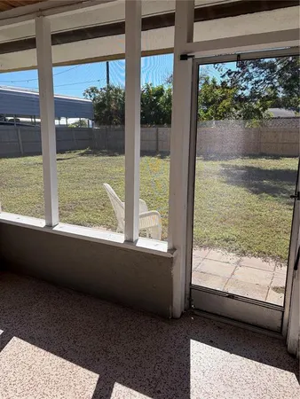 $2,250 | 5617 1st Avenue West, Bradenton, FL 34209