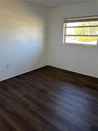 $2,250 | 5617 1st Avenue West, Bradenton, FL 34209