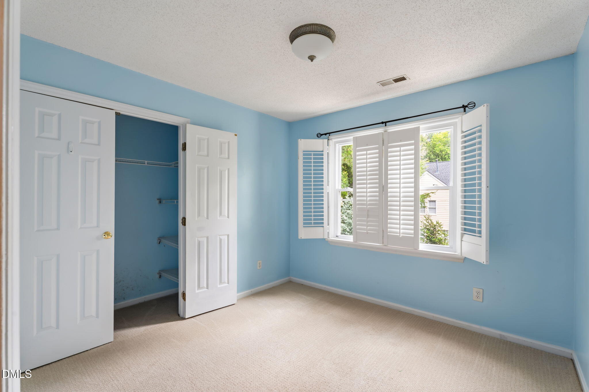2409 Dunbrook Court Raleigh, NC 27604 - Photo 13 of 43 13-web-or-mls-DSC02418
