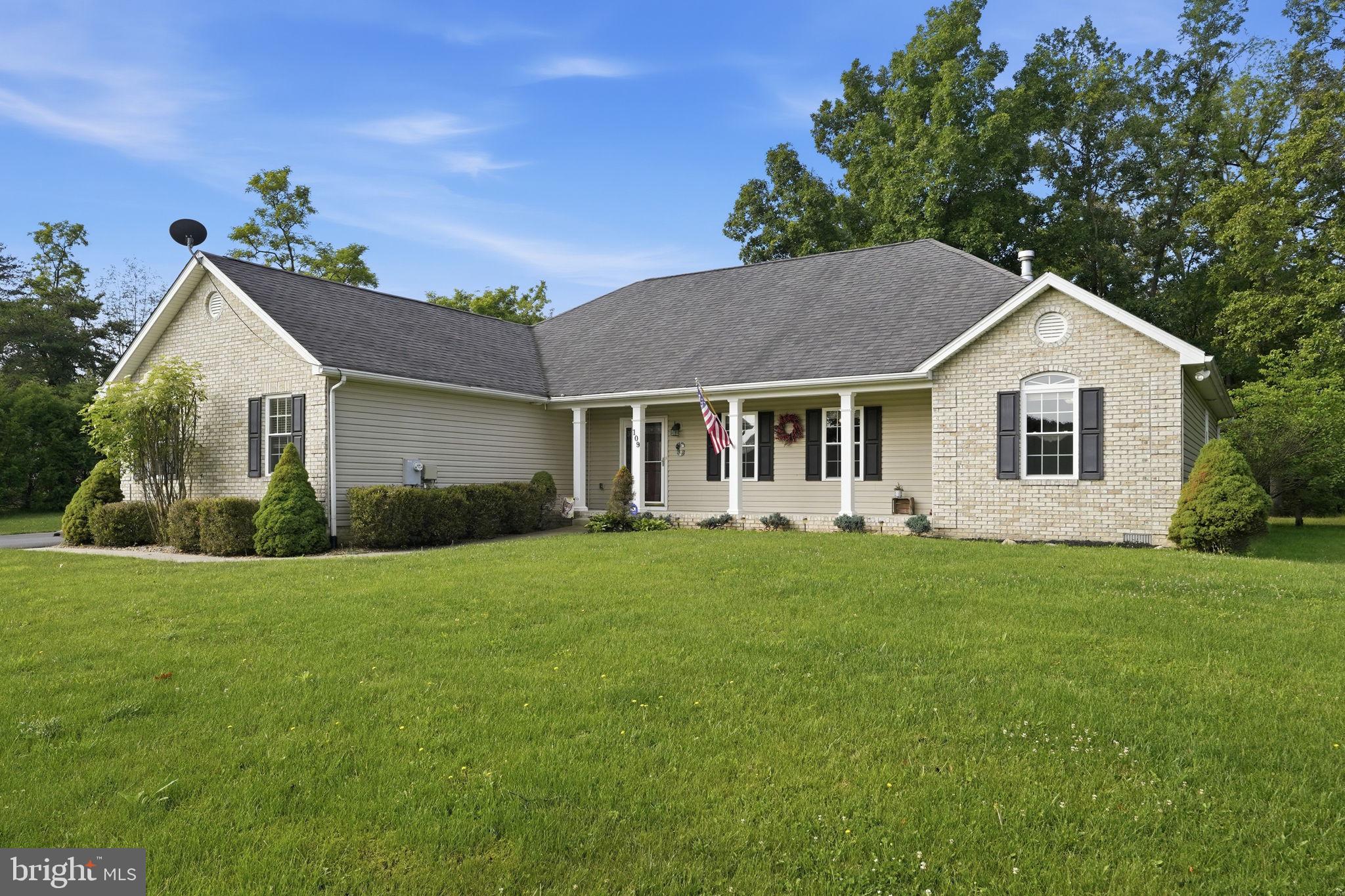 109 Christo Rey Drive Clear Brook, VA 22624 - Photo 4 of 46