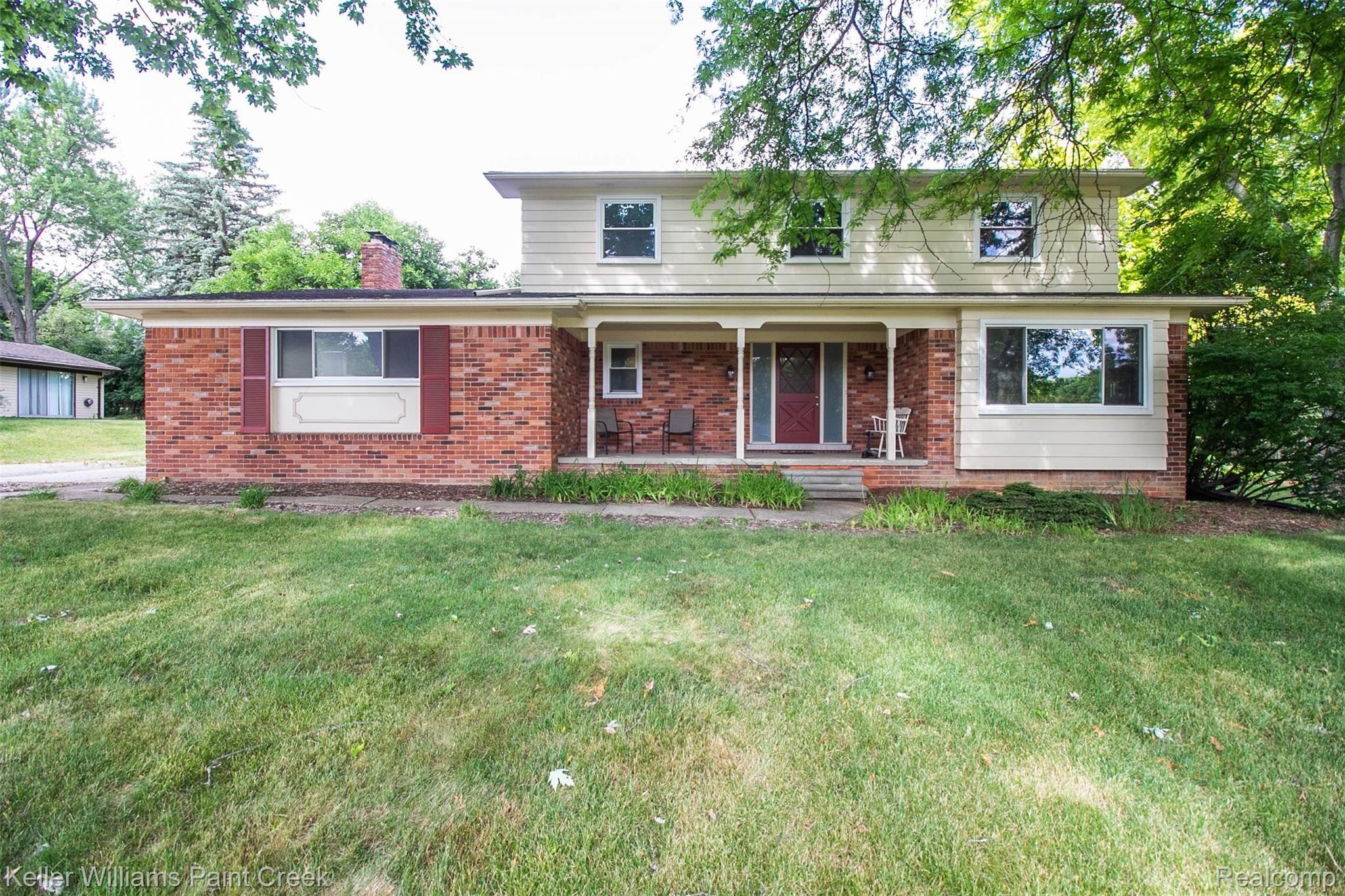 828 Lynndale Drive Rochester, MI 48309 - Photo 1 of 45 1.jpg