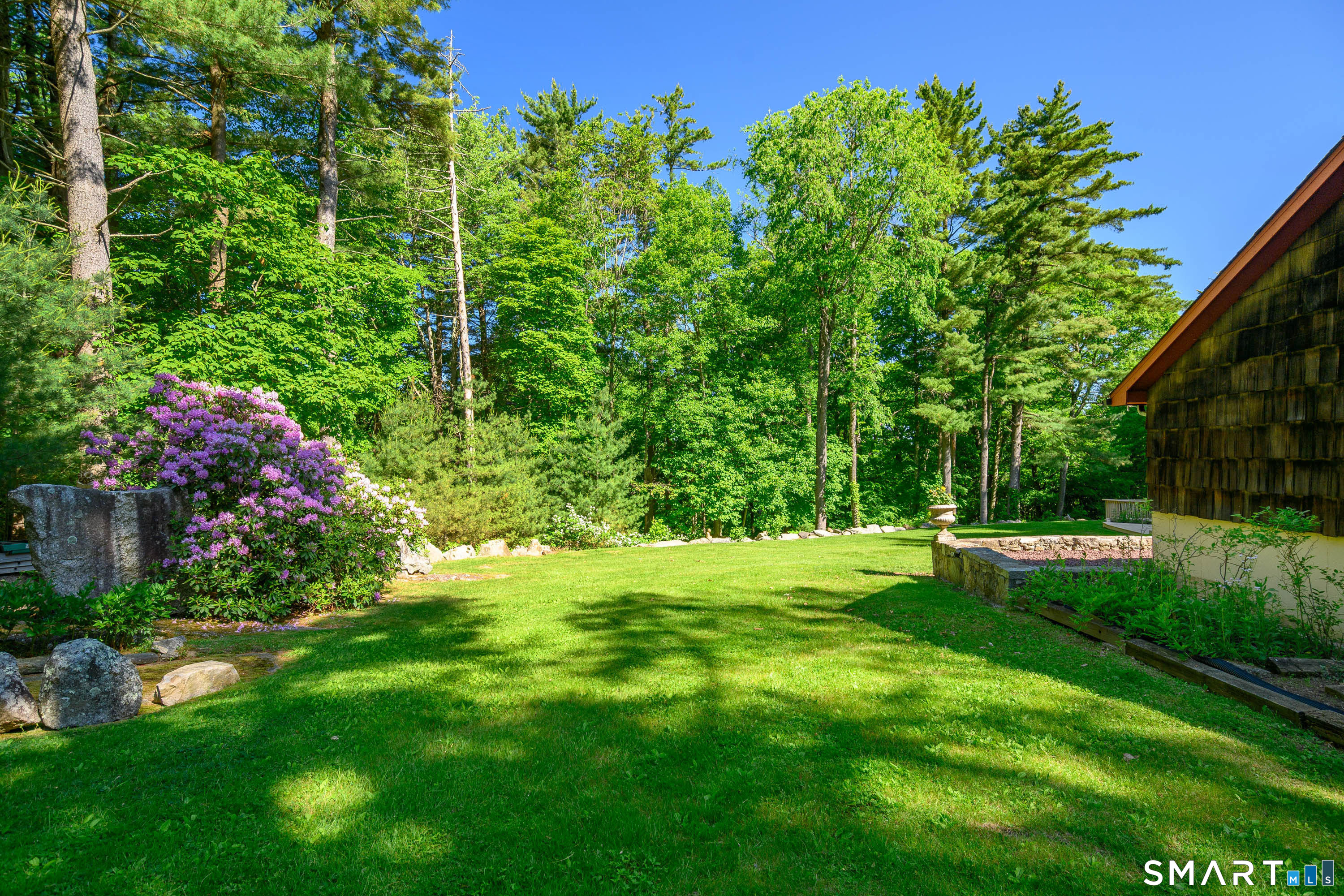 238 Pine Hill Road New Fairfield, CT 06812 - Photo 6 of 34