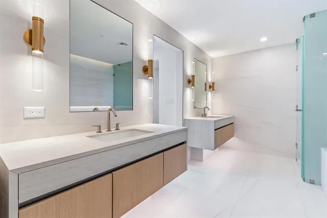 $3,100,000 | 900 North Ocean Boulevard, Unit 301, Pompano Beach, FL 33062