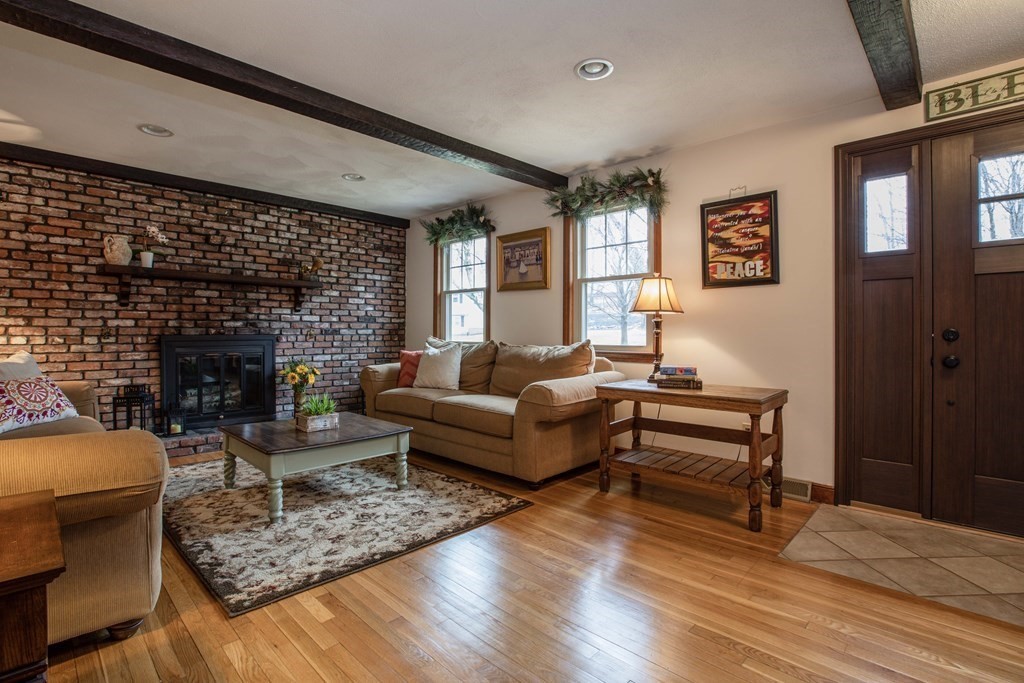 160 Pilgrim Road Braintree, MA 02184 - Photo 19 of 41 Gallery Image 19
