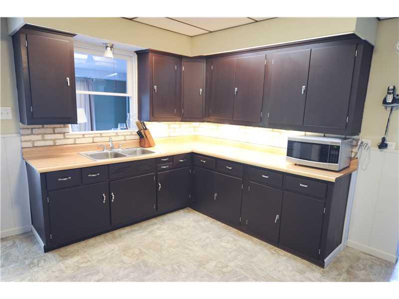 114 Lutes Road Venetia, PA 15367 - Photo 4 of 24 Kitchen. Plenty of counter and cabinet space in this updated kitchen. Also notice the newer vinyl flooring.