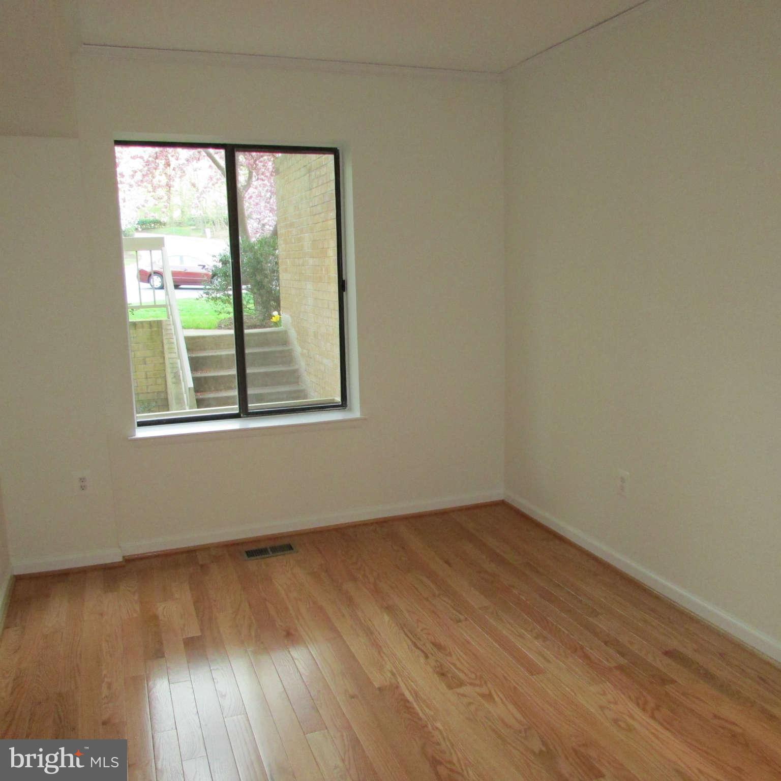 11160 Boathouse Court, Unit 71 Reston, VA 20191 - Photo 22 of 30 Bedroom