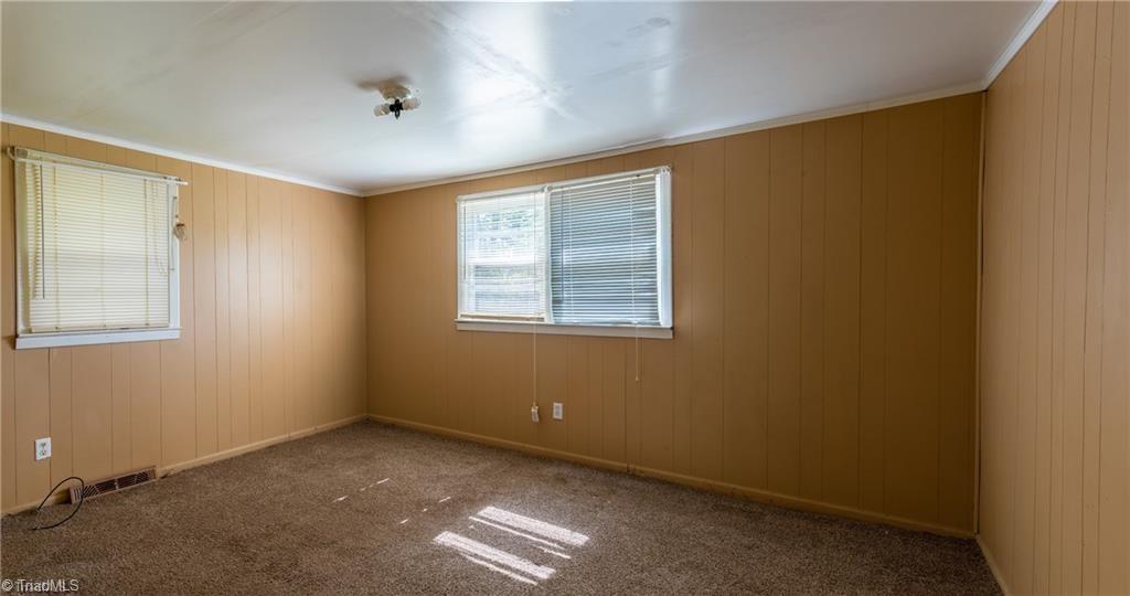 389 Brooks Road Reidsville, NC 27320 - Photo 3 of 6 Gallery Image 3