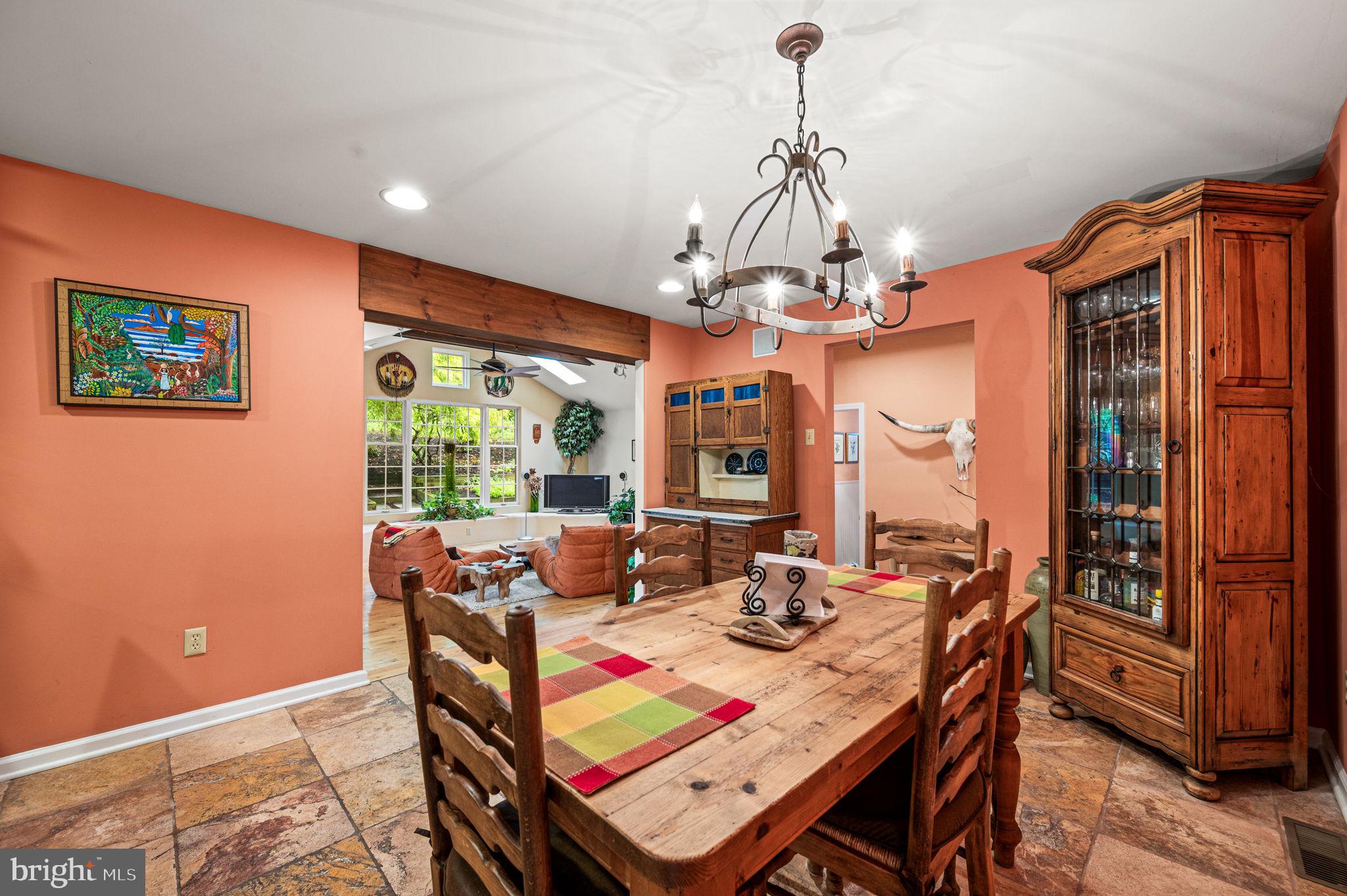 905 Warrior Road Malvern, PA 19355 - Photo 5 of 42 Dining Area