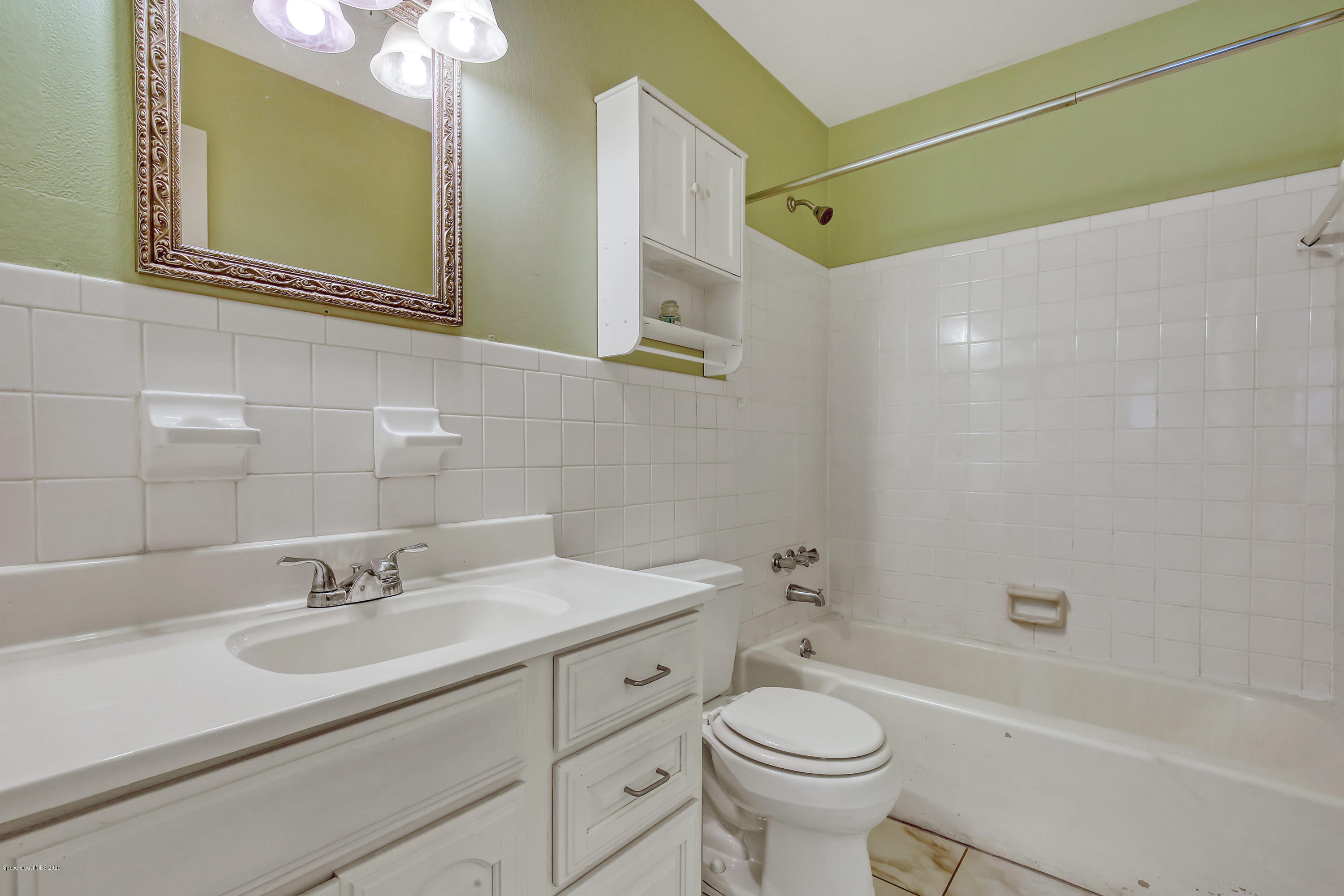 4815 East Key Drive Titusville, FL 32780 - Photo 16 of 32 4815 E Key Dr Titusville FL-print-015-01