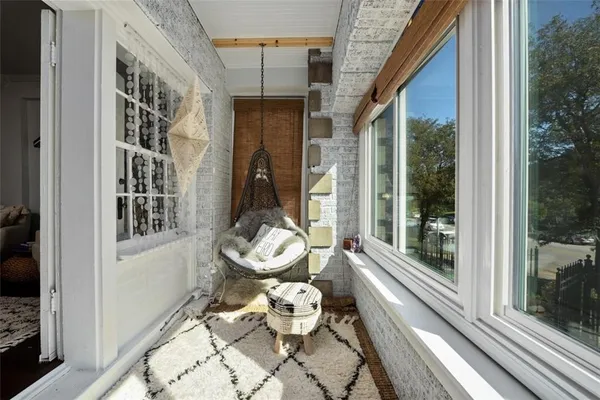 $329,500 | 4436 J C Nichols Parkway, Unit 1S, Kansas City, MO 64111