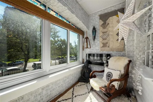 $329,500 | 4436 J C Nichols Parkway, Unit 1S, Kansas City, MO 64111
